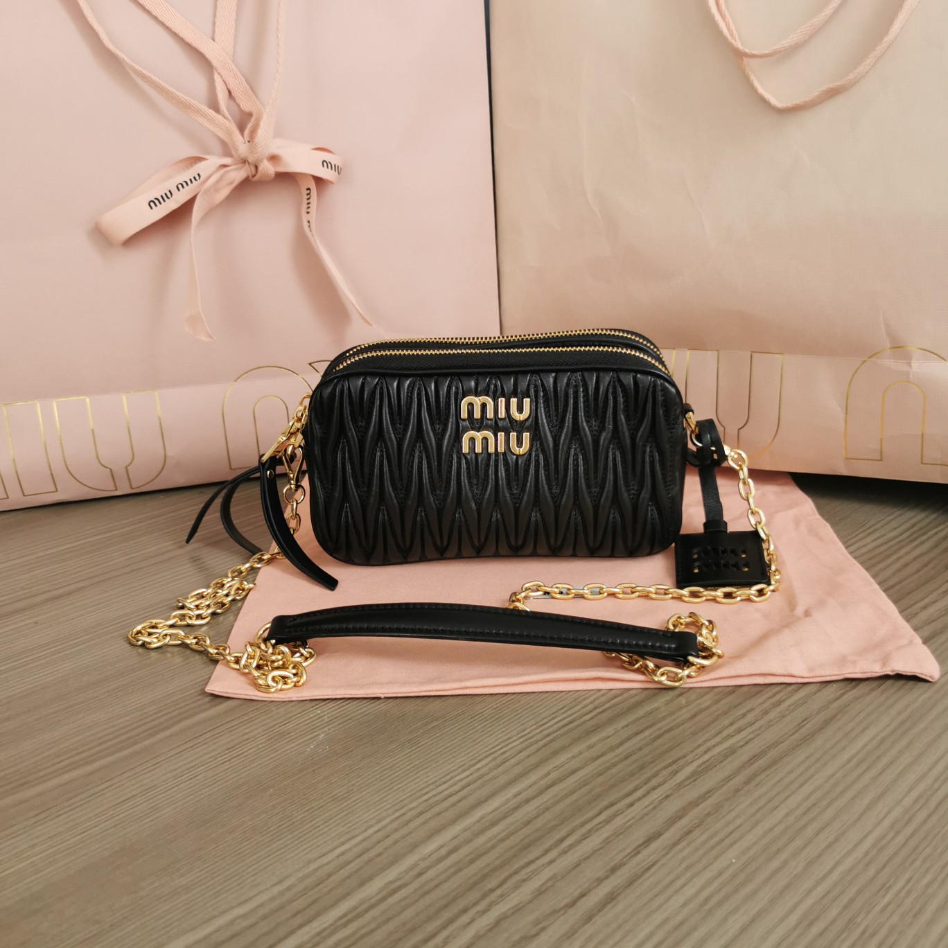 MIUMIU CROSSBODY BAG BLACK